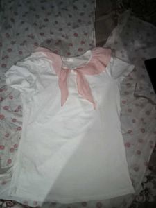Cute White T-shirt with Pink Bow