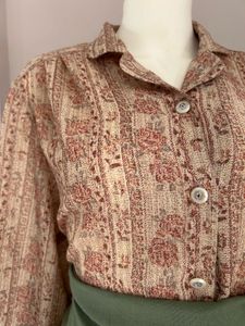 Vintage Floral Print Button-Up Blouse