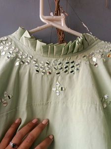 Chic Green Top