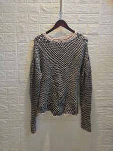 Chic Black &amp; White Knit Sweater