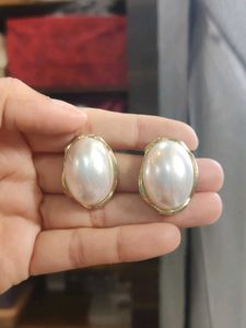 Elegant Pearl and Gold Earrings