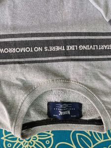 Men's Grey Graphic Sweatshirt