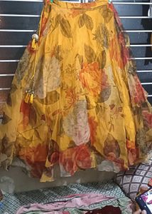 Floral Lehenga Choli Set can be stichable