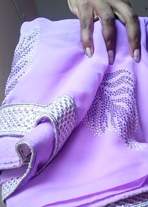 Offer...Good Looking Georgette Saree With Blouse