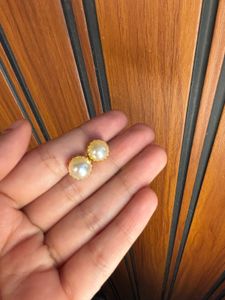 Elegant Pearl Stud Earrings