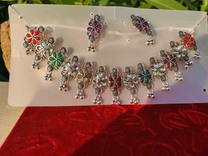Elegant Flower Design Jewellery Set