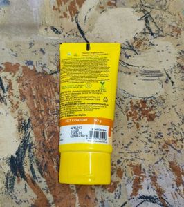 Mamaearth Vitamin C Daily Glow Sunscreen