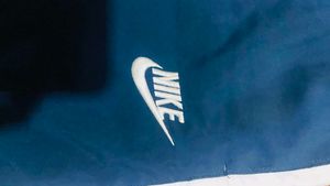 Nike Men's Navy Shorts Orignal