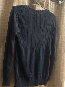 Chic Navy Blue Cable Knit Sweater