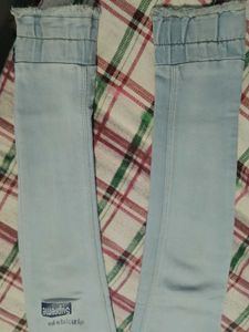 Light Wash Graphic Print Jeans