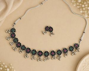 Ethnic Indian Necklace &amp; Earring Set