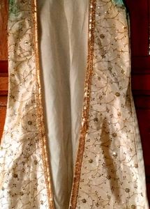 Exquisite Embroidered Kurta