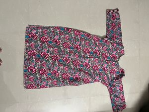 Beautiful Floral Print Kurta Set