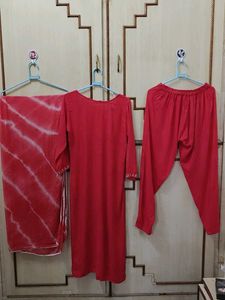 Beautiful kurti , plazo and dupatta suit