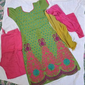 Embroidery Stitched Churidar