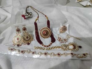 Stunning Ethnic Jewellery Set