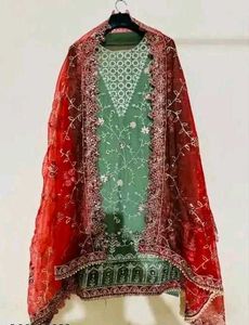 Pakistani Embroidery Kurti Set For Girls/ Women