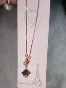 Black Pendant With Chain