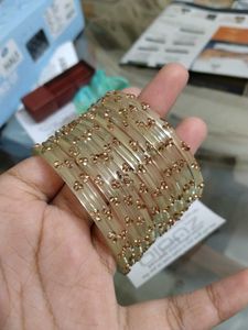 Set of 5 Glass Bangles