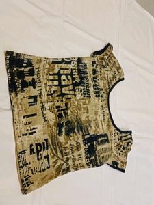 Unique Graphic Print T-Shirt