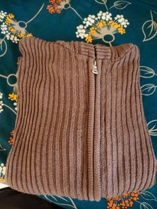 Cozy Brown zipped knit sweater for daily use