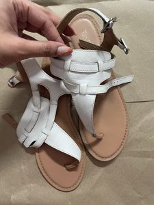 Tao Paris White Flat Sandals