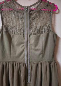 Chic Lace Collar High-Low Dress