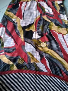 "Discount Offer"Printed Saree With Blouse