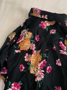 Boho Floral Print Mini Dress comes with belt