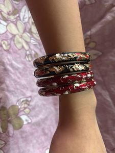 Boho Chic Enamel Bangles (Set of 4)