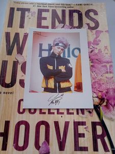 COLLEN HOOVER'S BOOK: IT ENDS WITH US