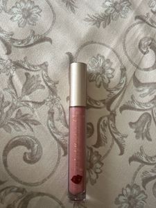 essence What the fake plumping lip filler