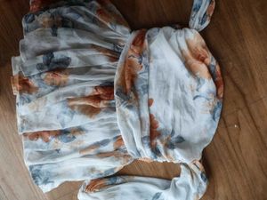 Chic Floral Print Off-Shoulder Top
