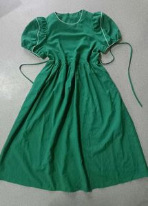 Emerald Green Puff Sleeve Midi Dress