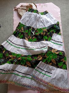New Beautiful Women Skirt