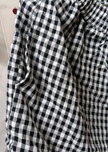 Cute Black &amp; White Gingham Shorts