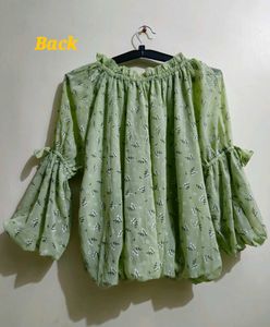 Sage 💚 Floral Off-Shoulder Blouse! 🍏