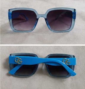 Oversized beach Sunglasses