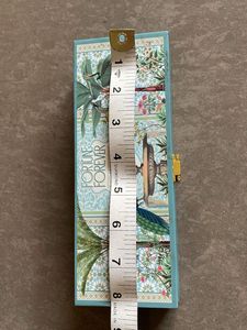 Gifting box