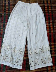 Elegant White Palazzo Pants with Floral Detail