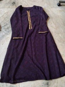 Elegant Purple Kurta with Gold Embellishments