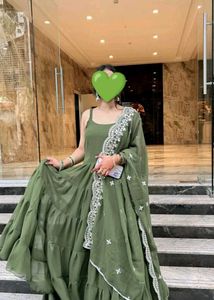 Elegant Tiered Anarkali Set