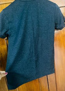 Men's T Shirt Size M