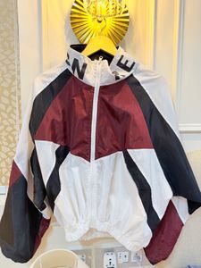 Free size windbreaker jacket