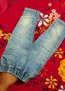 Light Wash Denim Jeans