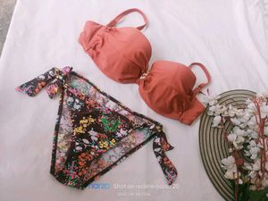 Very Beautiful And Hot 🔥 Bikini Top Floral Bikin