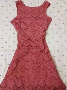 Lace pink dress