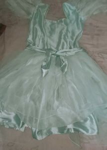 Puff Sleeve Tulle Dress with 3 scrunchies and one