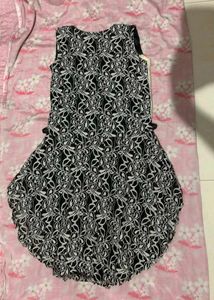 Elegant Black &amp; White Lace Dress