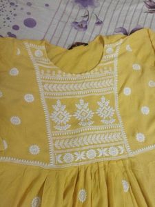 Yellow Naira Cut Kurti With Plazoo